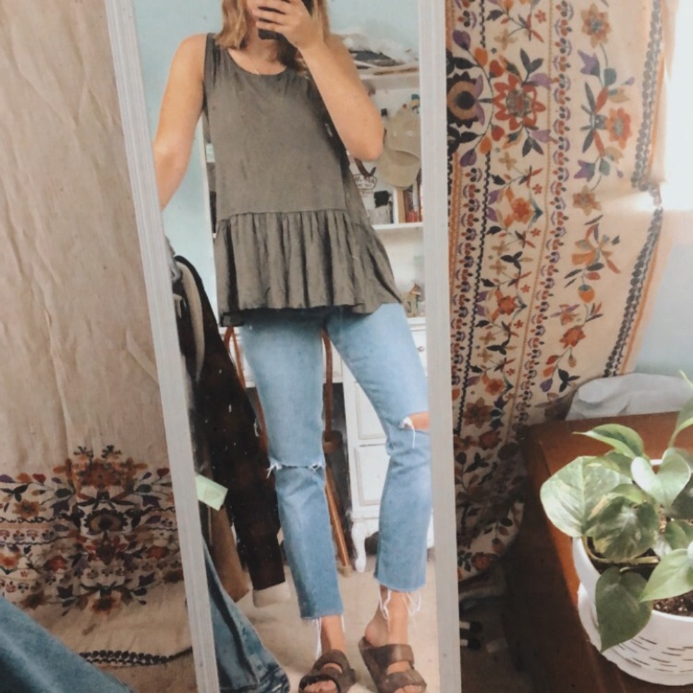 Olive green flowy peplum tank top